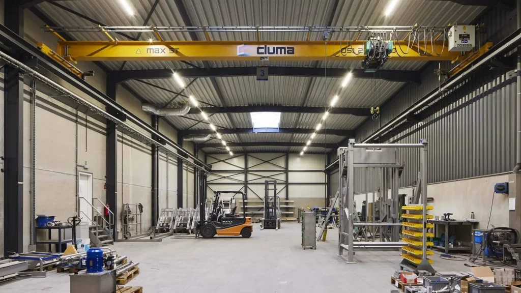 Dubbelligger rolbrug met antibotsing